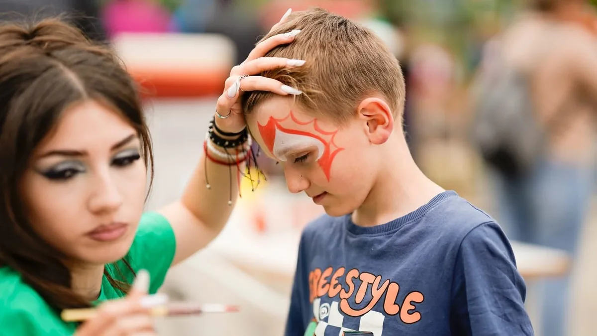 Face painting copii